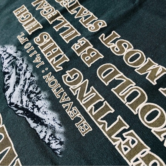 Mens Pikes Peak Altitude Joke Crewneck Dad TShirt Green XL Colorado Tourist Fun - Picture 8 of 11